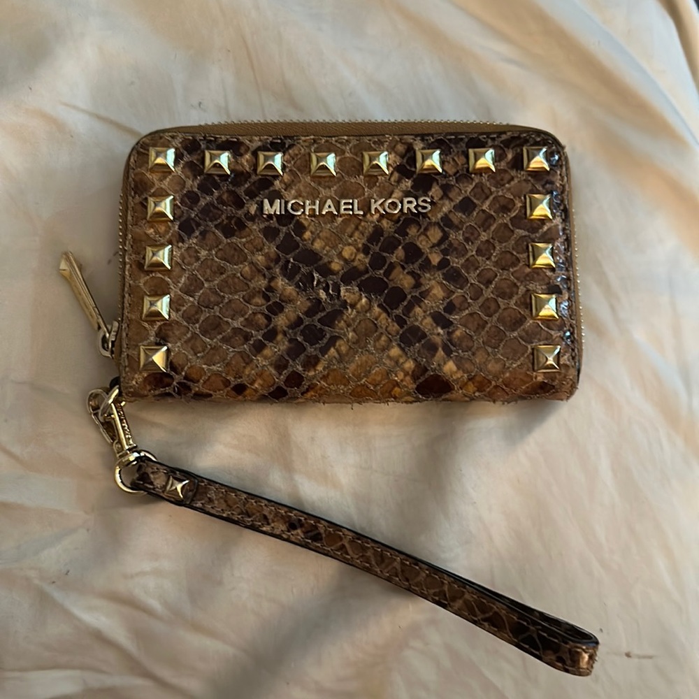 Michael Kors Zippered wallet with wrist strap *SALE*